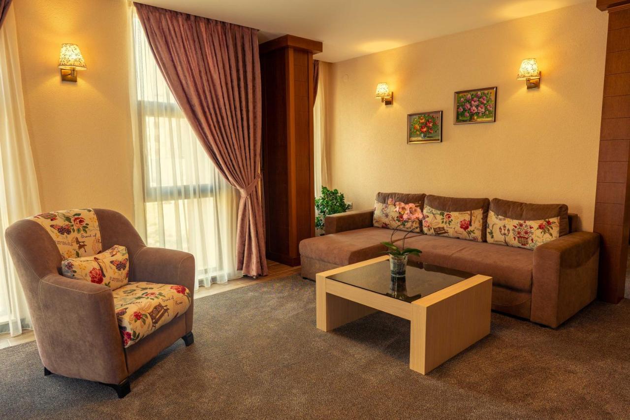 Boutique Hotel Provence Бутик Хотел Прованс Petrič Esterno foto